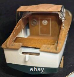 Vintage Fleet Line Marlin Cabin Cruise Boat Scott Atwater Bait Matic Mtr. Parts