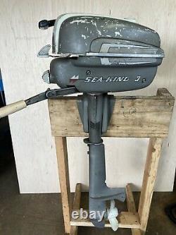 Vintage / GG8962A Montgomery Ward Outboard Boat Motor Parts or Repair