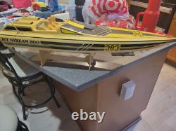 Vintage Kyosho Jet Stream 800 Rc Boat For Parts Or Display Piece