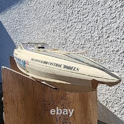 Vintage Kyosho RC BOAT Jet Stream GP10 No Remote Untested As Is For Parts