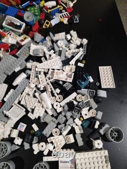 Vintage LEGO Bulk Lot Pirates NASA Space Town Crane Boat Parts Mixed