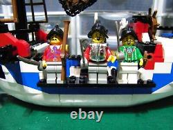 Vintage LEGO Pirates 6280 6291 Armada Flagship