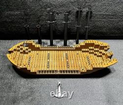 Vintage Lego Pirates 6285 Black Seas Barracuda Mast, Boat Hull, Anchor