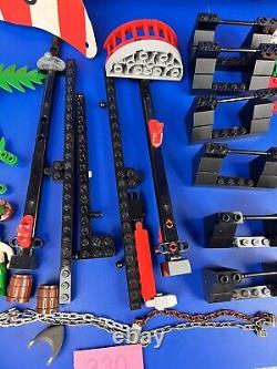 Vintage Lego Pirates Bundle inc Captain Redbeards Pirate Ship 7075 Parts