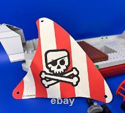 Vintage Lego Pirates Bundle inc Captain Redbeards Pirate Ship 7075 Parts