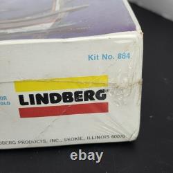 Vintage Lindberg Robert E. Lee Mississippi Steamboat 1/163 Scale Plastic Model