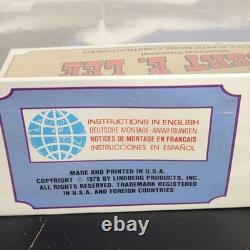 Vintage Lindberg Robert E. Lee Mississippi Steamboat 1/163 Scale Plastic Model