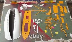 Vintage Lindberg Shrimp Boat Suzanne 712M unbuilt in box missing some parts