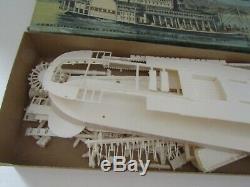 Vintage Model Kit Revell Ship Boat Robert E Lee Mississippi Steamboat Parts