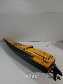 Vintage Monster Drive Bullhead 345 28in R/C Speed/Racing Boat (Parts or Repair)