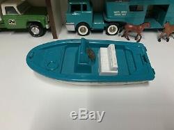 Vintage Nylint Surf Runner Boat For Trailer 12 Parts Restore