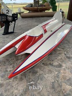 Vintage Pickle Fork RC Boat With K&B 3.5 Outboard Motor Plus Remote Parts Repair