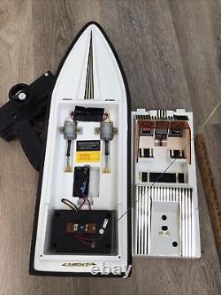 Vintage RC Bob Shattan Hurricane 3 Remote Control Boat 21 + Remote Parts Repair
