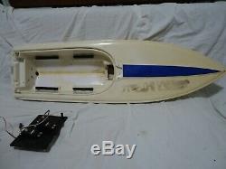 Vintage RC MOTOR BOAT HULL, TRAXXAS NITRO VEE, STRCITLY for Parts-Repair