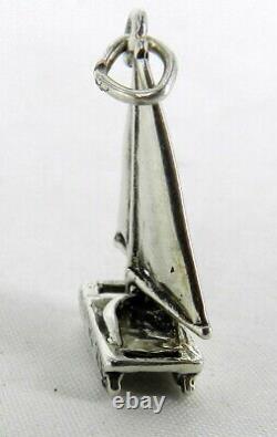 Vintage STERLING SILVER LARGE SAILBOAT BOAT CHARM / PENDANT 2.6 GRAMS