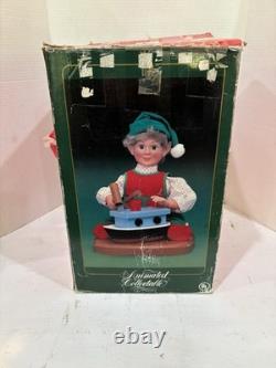 Vintage Santa's Best Christmas Elf Building Boat Animated Animatronic