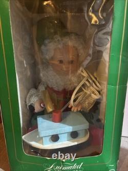 Vintage Santa's Best Christmas Elf Building Boat Animated Collectable 1990's