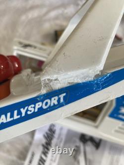 Vintage Shockwave 26 RC Boat in box Parts As Is Remote 2 Battery Packs & Manual