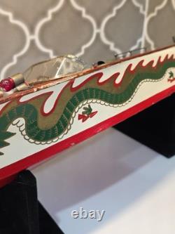 Vintage TMY ITO Dragon Wooden Speed Boat Motor-Battery Op Parts or Repair