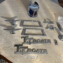 Vintage T&T Boats Wausukee Wis. Wooden Boat Parts (Look)