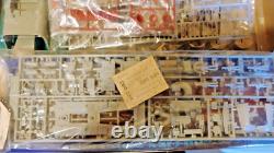 Vintage Tamiya 1/72 Vosper Fast Patrol Boat Kit 7201 Open box, parts in bags