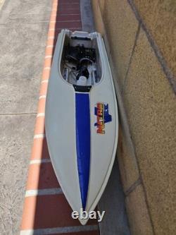 Vintage Traxxas Nitro Vee Gas RC Boat 3510 For Parts Or Restoring Futaba Servos