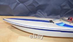 Vintage Traxxas Nitro Vee RC Boat For Parts Or Repair L@@K