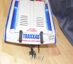 Vintage Traxxas Nitro Vee RC Boat For Parts Or Repair L@@K