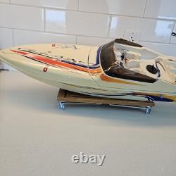 Vintage Traxxas Villain EX 31 RC Racing Boat Twin Motor 14.4V Project/Parts