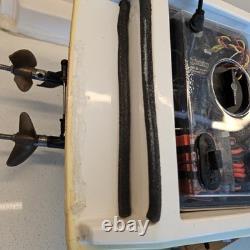Vintage Traxxas Villain EX 31 RC Racing Boat Twin Motor 14.4V Project/Parts