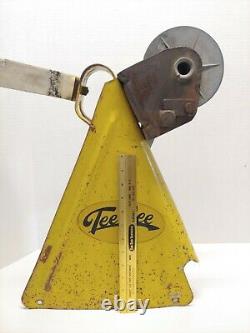 Vintage Yellow Tee Nee Boat Trailer Winch for Parts, Restoration or Use