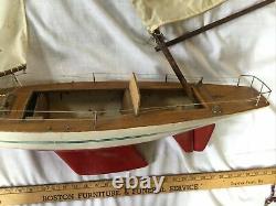 Vintage estate 31 Model Yacht Sail Boat Ship Movable Rudder-for Parts Or Repair