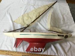 Vintage estate 31 Model Yacht Sail Boat Ship Movable Rudder-for Parts Or Repair