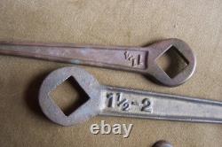 Vintage maritime-wood boats- bronze parts-wrenches-cleat-handle-end mast spar fi