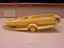 Vntg 1/25 Scale'63 Amt Ski Drag Boat & Trailer Built Model Parts Read