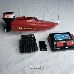 Vtg 1988 Nasta RC R/C Stingray 710 Super Outboard Ocean Racer Boat. For Parts