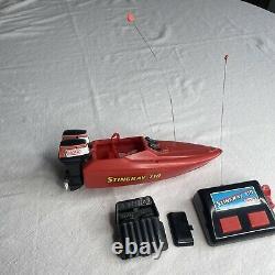 Vtg 1988 Nasta RC R/C Stingray 710 Super Outboard Ocean Racer Boat. For Parts