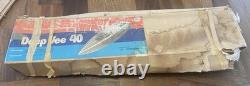 Vtg. Dumas RC Boat DEEP VEE 40 Model Parts with Instructions 32