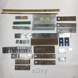 Vtg HO MODEL TRAIN LAYOUT Scenery Parts H0 Pieces Weights Soldiers Boats Wheels