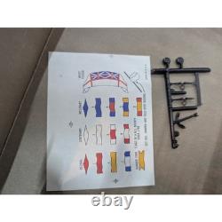 Vtg Lindberg US Coast Guard Tug Boat Model Kit 67509 172 Open Box Mixed Parts