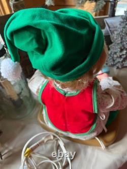 Working Vintage Animated National Rennoc Elf Building A Boat